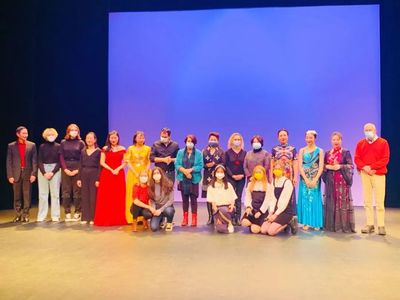 東方雅韻傳友誼 中法藝術交流協會藝術團拉羅謝爾大學演出盡顯中國風